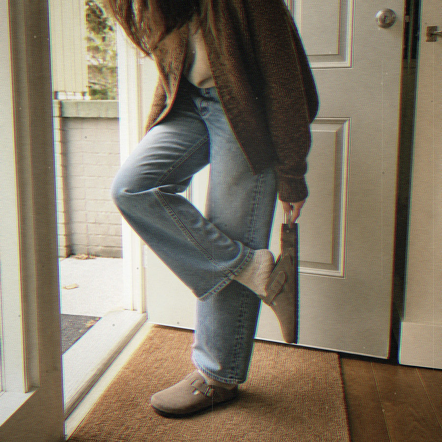 Clog Season: 3 Cozy Fall Outfits to Try