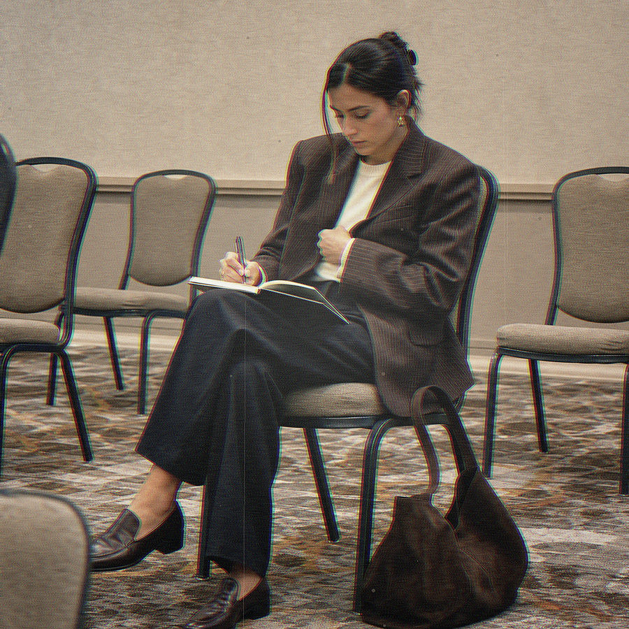 What to Wear to a Conference: Power Dressing for the Whole Agenda